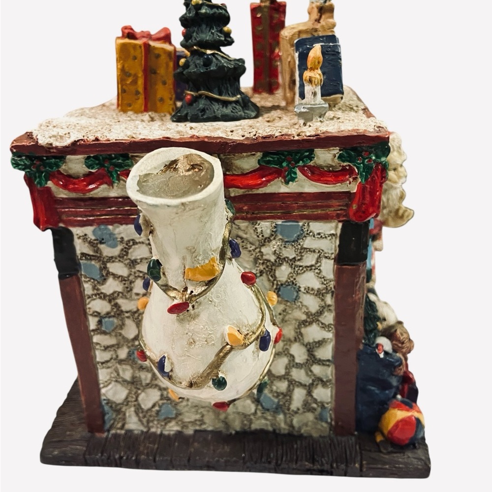 Vintage Christmas Teapot Shape Music Box Plays “Santa Clause Is Coming To Town” - Picture 7 of 9